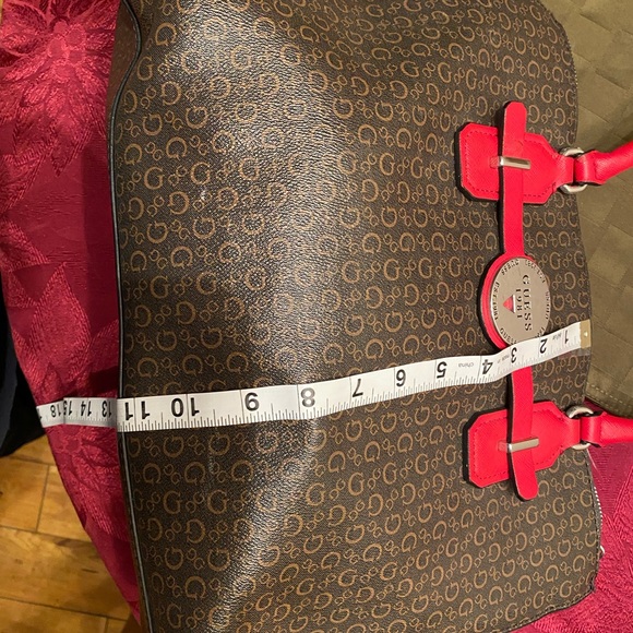 Guess Large signature handbag - Picture 5 of 6